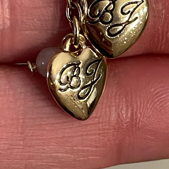 🦋NWT BETSEY JOHNSON BUTTERFLY NECKLACE🦋 - Picture 11 of 11